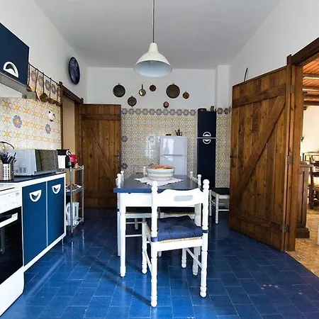 Etnafamilyhouse